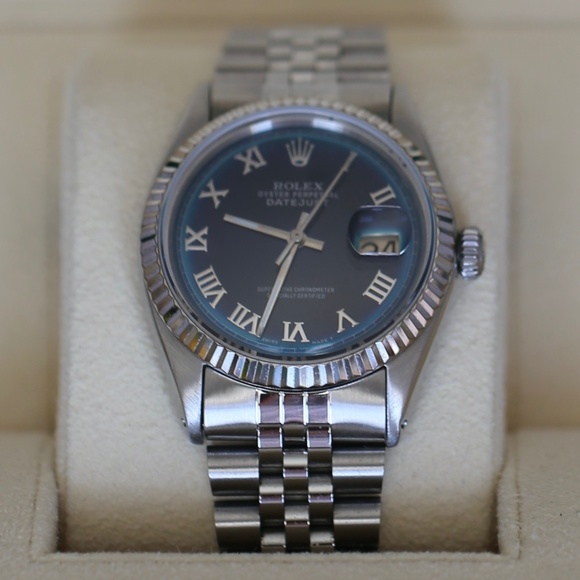 Rolex Datejust Bleu 36mm Steel - Picture 1 of 5